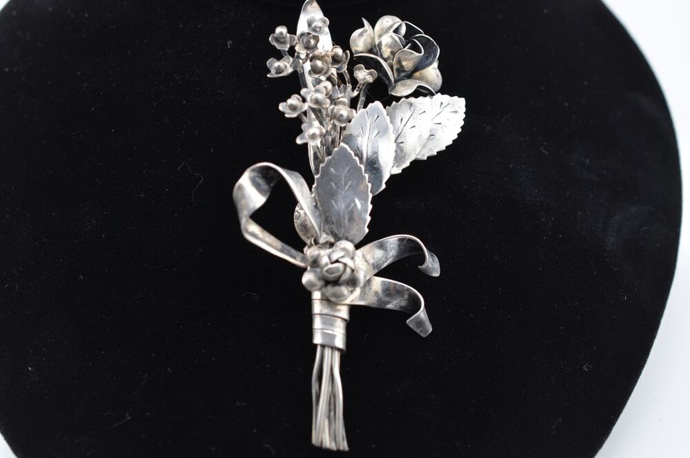 Vintage Signed Hobe Sterling Silver Floral Bunch 1940's Brooch